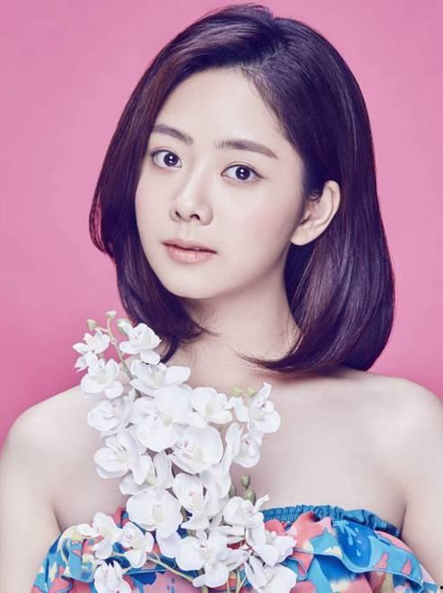 谭松韵娱乐吃瓜八卦图